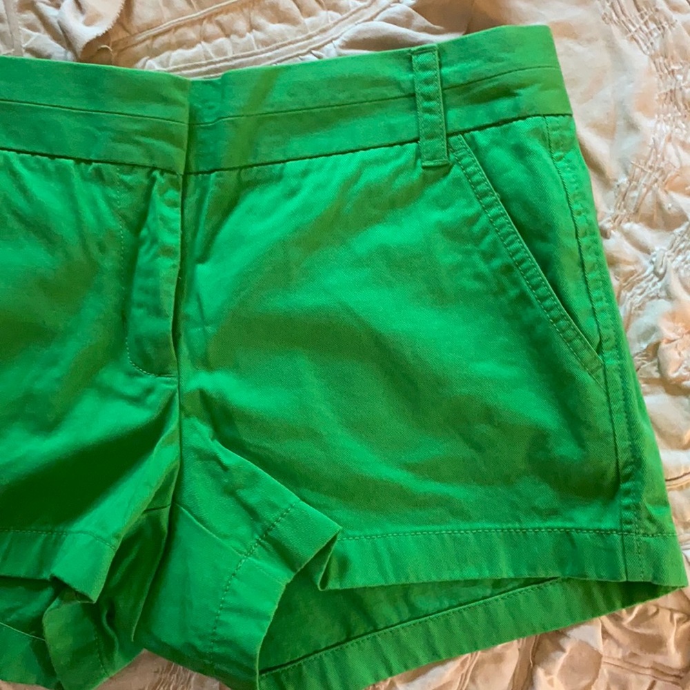 ✨ NEW GREEN JCREW SHORTS